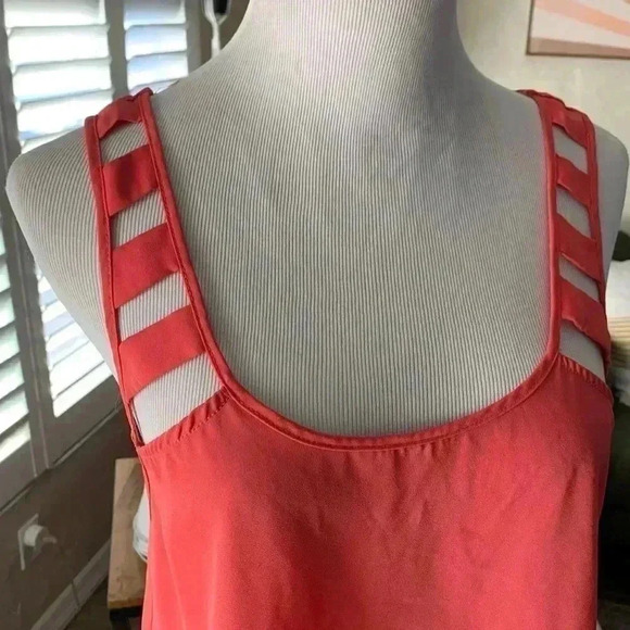 Garage orange pink chiffon flowy cutout tank top - Picture 2 of 6